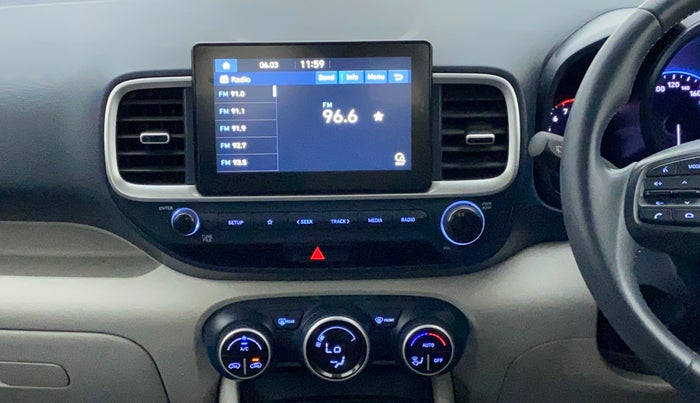2019 Hyundai VENUE SX 1.0 TURBO DUAL TONE, Petrol, Manual, 38,366 km, Air Conditioner