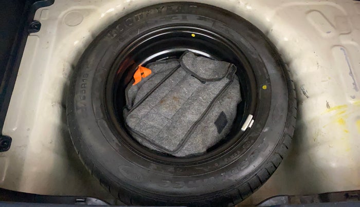 2019 Hyundai VENUE SX 1.0 TURBO DUAL TONE, Petrol, Manual, 38,366 km, Spare Tyre