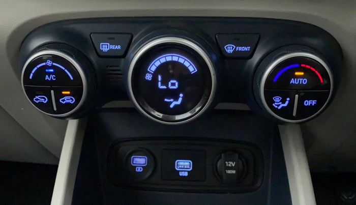 2019 Hyundai VENUE SX 1.0 TURBO DUAL TONE, Petrol, Manual, 38,366 km, Automatic Climate Control