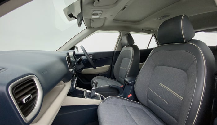 2019 Hyundai VENUE SX 1.0 TURBO DUAL TONE, Petrol, Manual, 38,366 km, Right Side Front Door Cabin
