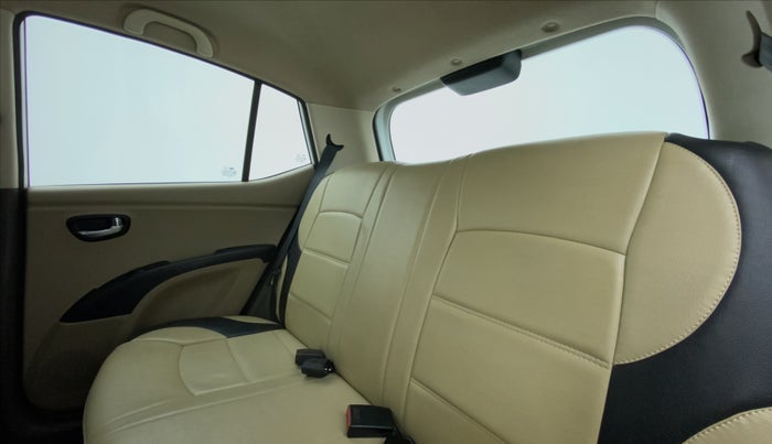 2013 Hyundai i10 MAGNA 1.2 KAPPA2, Petrol, Manual, 31,266 km, Right Side Rear Door Cabin