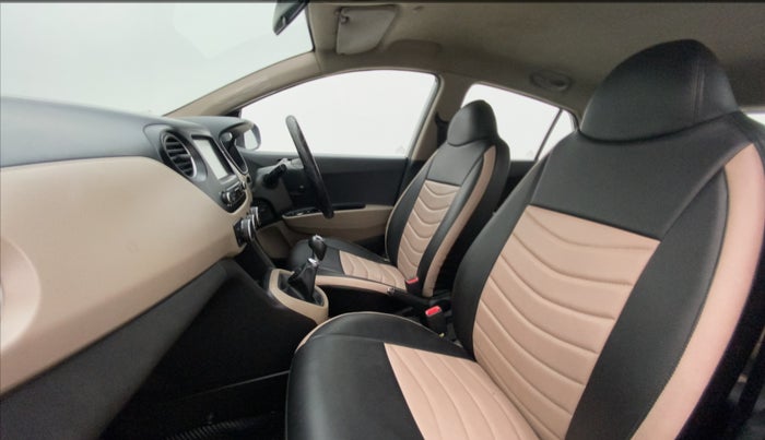 2019 Hyundai Grand i10 SPORTZ 1.2 KAPPA VTVT, Petrol, Manual, 24,065 km, Right Side Front Door Cabin