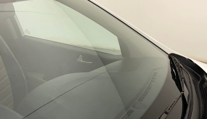 2019 Hyundai Grand i10 SPORTZ 1.2 KAPPA VTVT, Petrol, Manual, 24,065 km, Front windshield - Minor spot on windshield