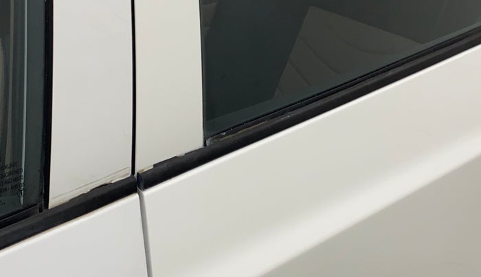 2019 Hyundai Grand i10 SPORTZ 1.2 KAPPA VTVT, Petrol, Manual, 24,065 km, Rear left door - Weather strip has minor damage