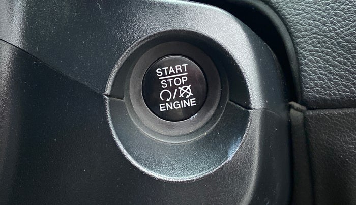 2018 Jeep Compass 2.0 LONGITUDE, Diesel, Manual, 72,575 km, Keyless Start/ Stop Button