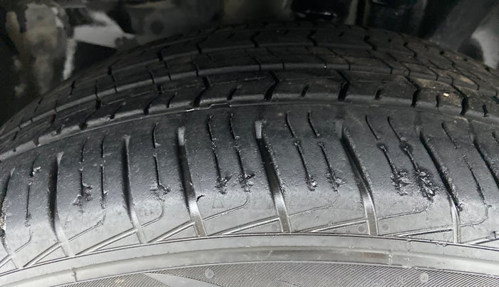 2018 Jeep Compass 2.0 LONGITUDE, Diesel, Manual, 72,575 km, Left Front Tyre Tread