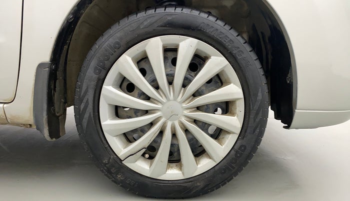 2012 Maruti Wagon R 1.0 VXI, Petrol, Manual, 54,565 km, Right Front Wheel