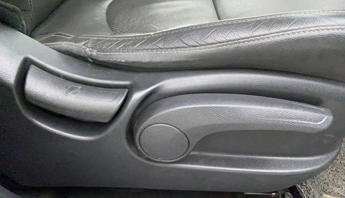 2015 Hyundai Creta SX (O) 1.6 DIESEL, Diesel, Manual, 81,091 km, Driver Side Adjustment Panel