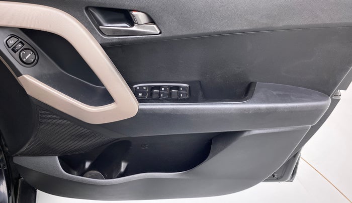 2015 Hyundai Creta 1.6 SX PLUS PETROL, Petrol, Manual, 81,516 km, Driver Side Door Panels Control