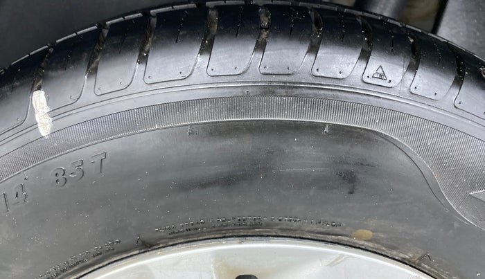 2018 Maruti Swift VXI D, Petrol, Manual, 7,407 km, Left Rear Tyre Tread