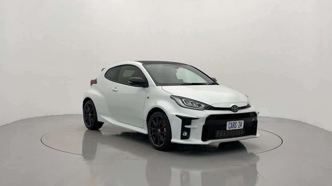 2021 Toyota Gr Yaris Rallye, Manual, 16753 km, Right Front Diagonal (45- Degree) View