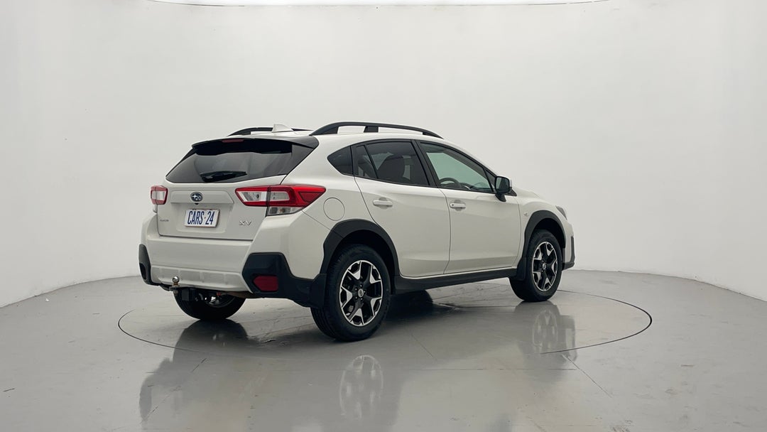 Right Back Diagonal (45- Degree) View