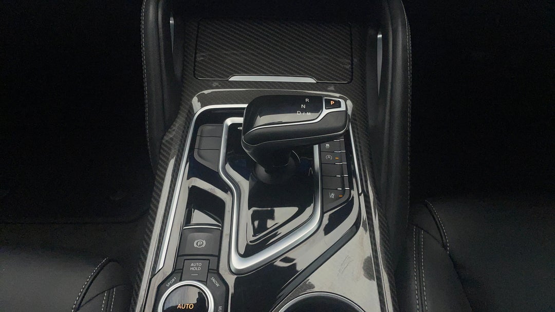 2023 LDV D90 Executive (4wd) D20, Automatic, 35737 km, Gear Lever 