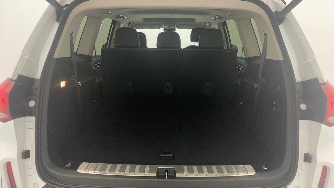 2023 LDV D90 Executive (4wd) D20, Automatic, 35737 km, Boot Inside View