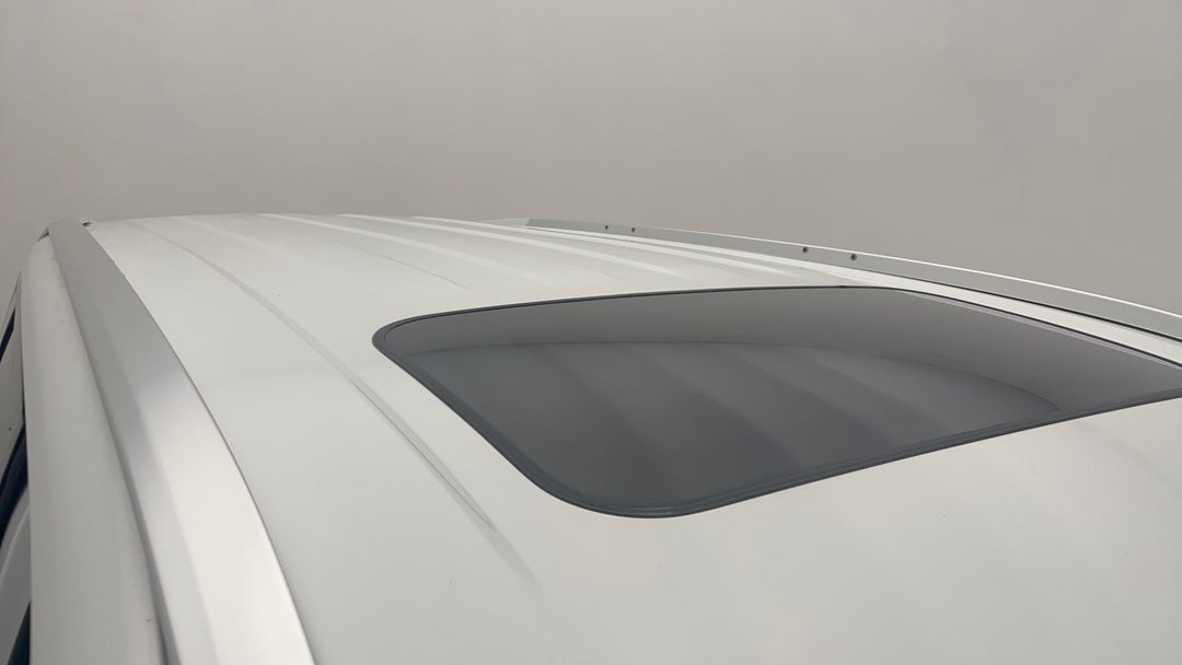 2023 LDV D90 Executive (4wd) D20, Automatic, 35737 km, Roof/Sunroof View