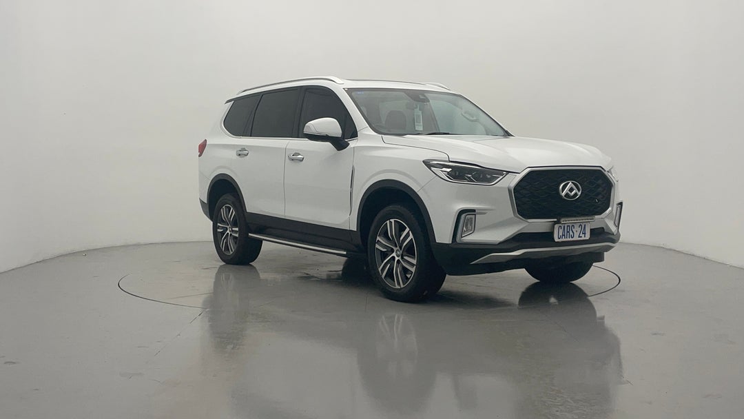 2023 LDV D90 Executive (4wd) D20, Automatic, 35737 km, Right Front Diagonal (45- Degree) View