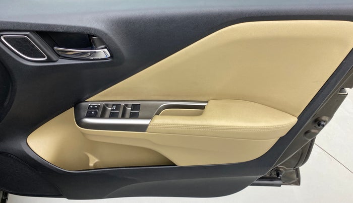 2018 Honda City ZX CVT ANNIVERSARY EDITION, Petrol, Automatic, 63,562 km, Driver Side Door Panels Control