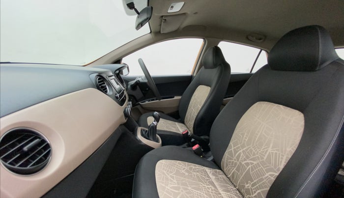 2015 Hyundai Grand i10 SPORTZ 1.2 KAPPA VTVT, Petrol, Manual, 47,958 km, Right Side Front Door Cabin