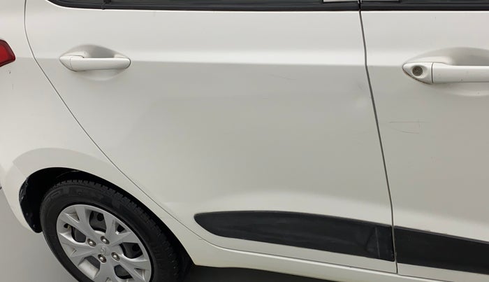 2015 Hyundai Grand i10 MAGNA 1.2 KAPPA VTVT, Petrol, Manual, 68,196 km, Right rear door - Minor scratches