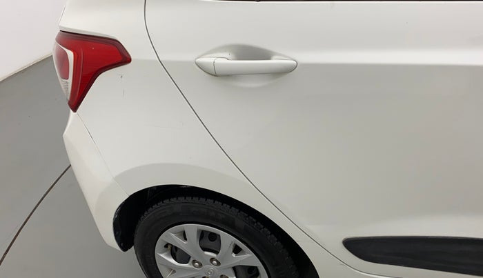 2015 Hyundai Grand i10 MAGNA 1.2 KAPPA VTVT, Petrol, Manual, 68,196 km, Right quarter panel - Paint has minor damage