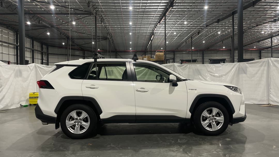 2020 Toyota RAV4 Gx (2WD) Hybrid, Automatic, 61563 km, Right Side View