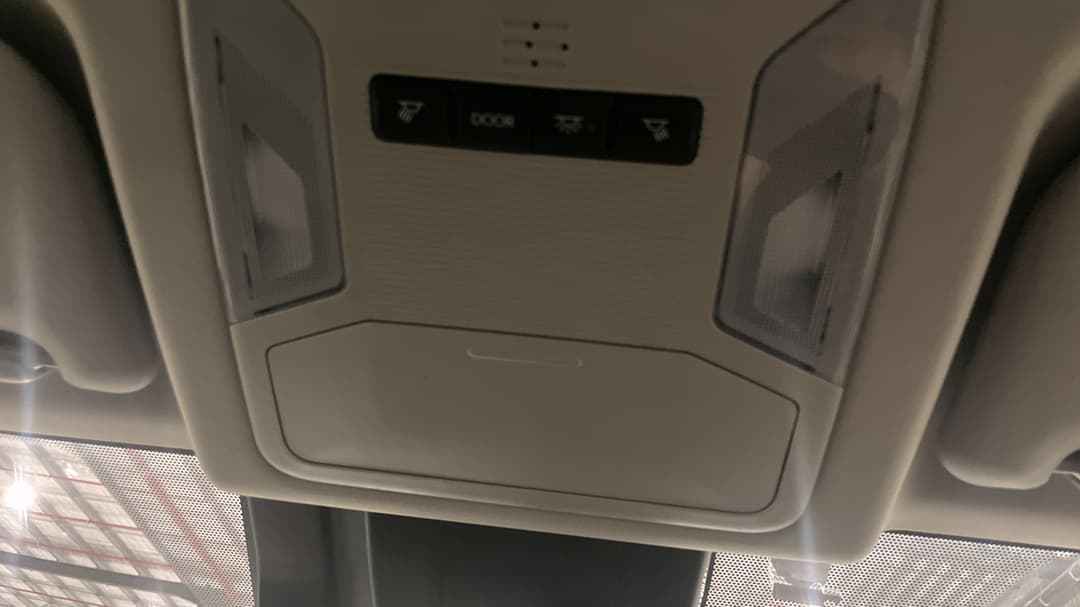 2020 Toyota RAV4 Gx (2WD) Hybrid, Automatic, 61563 km, On-Roof Controls/Sunglass holder