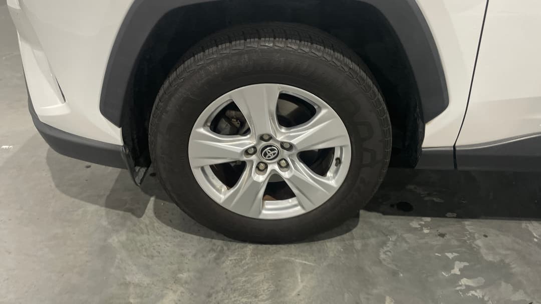 2020 Toyota RAV4 Gx (2WD) Hybrid, Automatic, 61563 km, Left Front Wheel