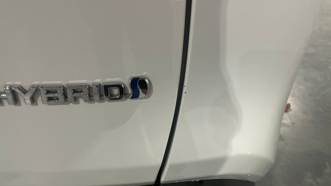 2020 Toyota RAV4 Gx (2WD) Hybrid, Automatic, 61563 km, Boot / Tailgate Boot Lid Chip