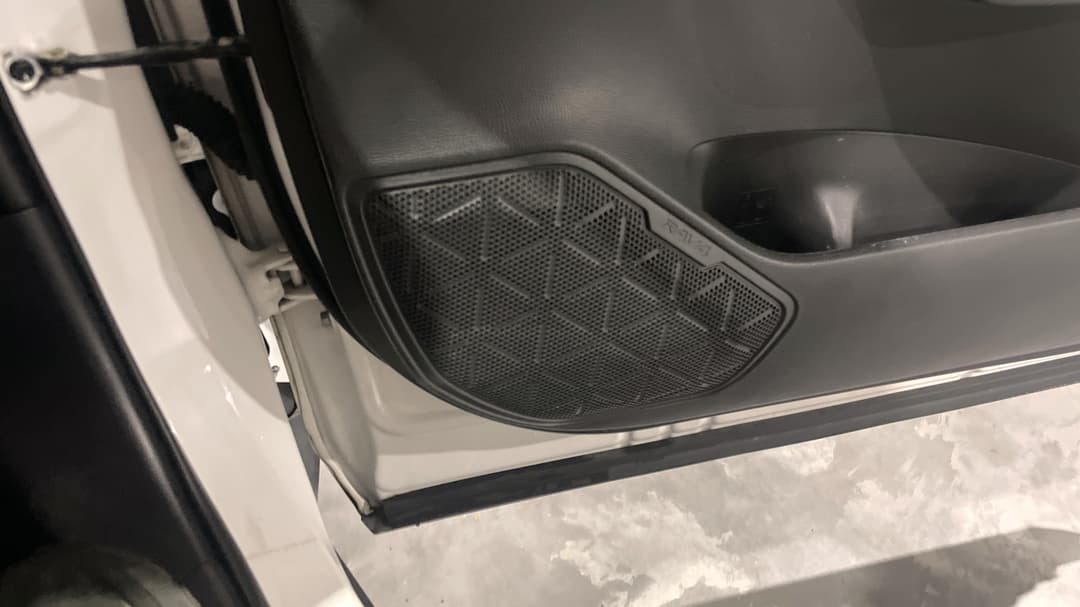 2020 Toyota RAV4 Gx (2WD) Hybrid, Automatic, 61563 km, Speaker View