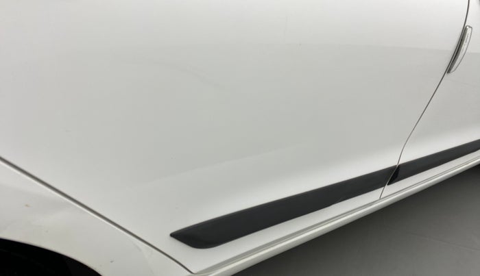 2019 Hyundai Elite i20 SPORTZ PLUS 1.2, Petrol, Manual, 29,829 km, Right rear door - Slightly dented