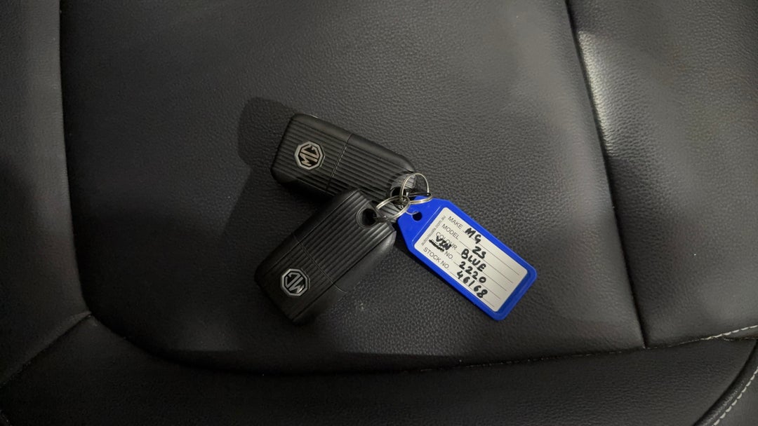 2021 MG ZS Excite, Automatic, 16946 km, Key Close-up