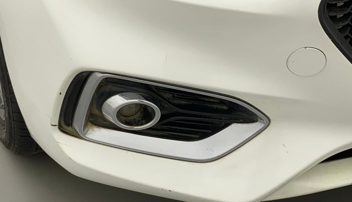 2019 Hyundai Verna 1.6 VTVT SX, CNG, Manual, 74,621 km, Right fog light - Not working