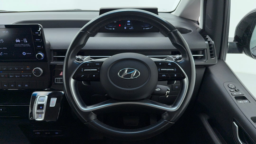2022 Hyundai Staria Staria, Automatic, 53831 km, Steering Wheel Close-up