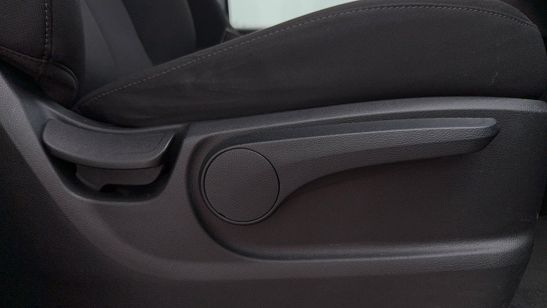 2022 Hyundai Staria Staria, Automatic, 53831 km, Drivers Side Adjustment Panel