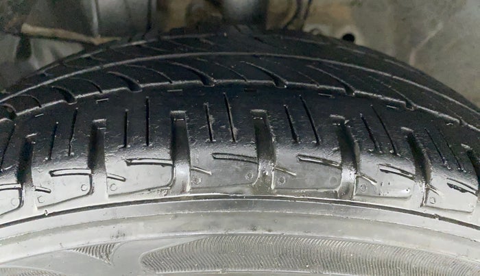 2018 Honda City V MT PETROL, Petrol, Manual, 28,267 km, Left Front Tyre Tread