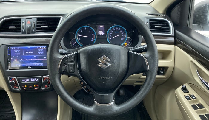 2016 Maruti Ciaz VDI+ SHVS, Diesel, Manual, 88,735 km, Steering Wheel Close Up