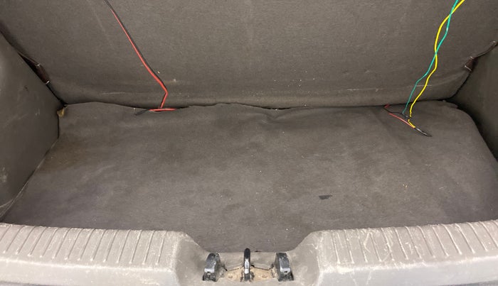 2012 Hyundai i10 ERA 1.1, Petrol, Manual, 60,634 km, Boot Inside