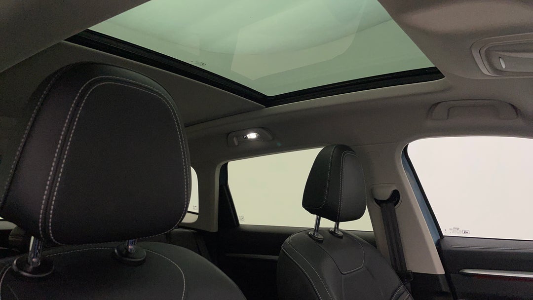 Interior Sunroof/Moonroof