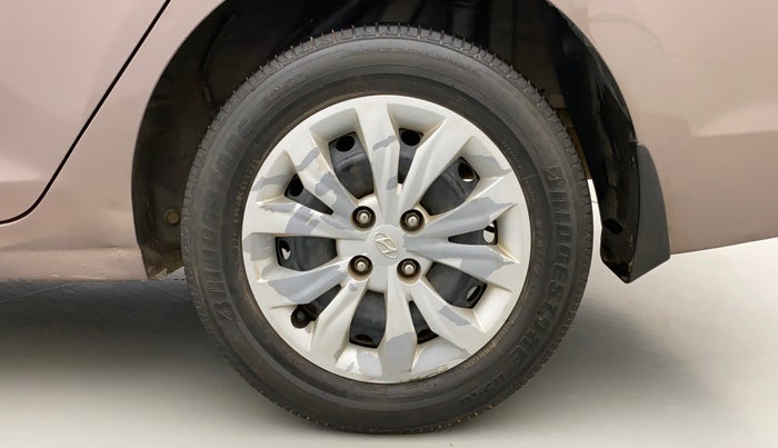 2018 Hyundai Verna 1.4 EX PETROL, Petrol, Manual, 64,469 km, Left Rear Wheel