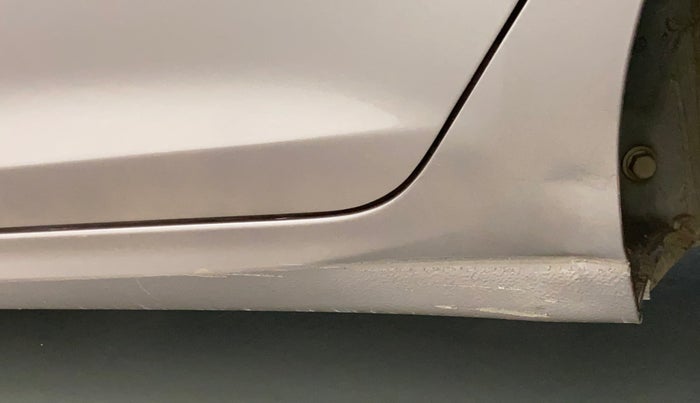 2018 Hyundai Verna 1.4 EX PETROL, Petrol, Manual, 64,469 km, Left running board - Slightly dented