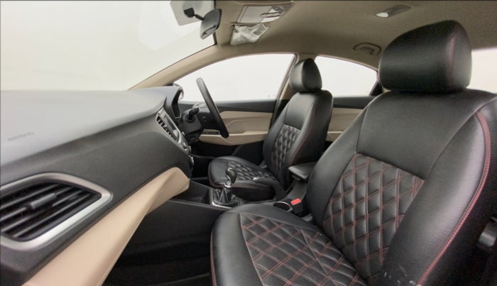 2018 Hyundai Verna 1.4 EX PETROL, Petrol, Manual, 64,469 km, Right Side Front Door Cabin