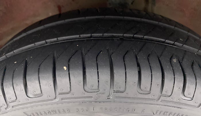 2018 Maruti Alto K10 VXI, Petrol, Manual, 33,746 km, Left Front Tyre Tread