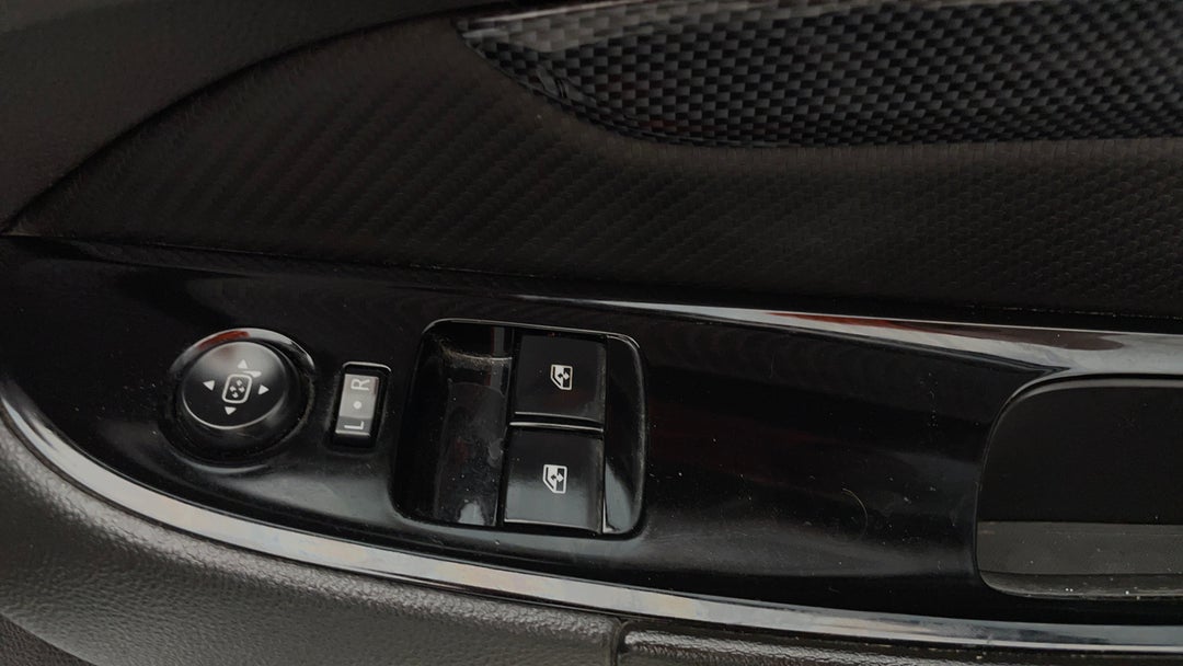 2015 Holden Ute Sv6, Automatic, 165610 km, Drivers Side Door Panel Controls