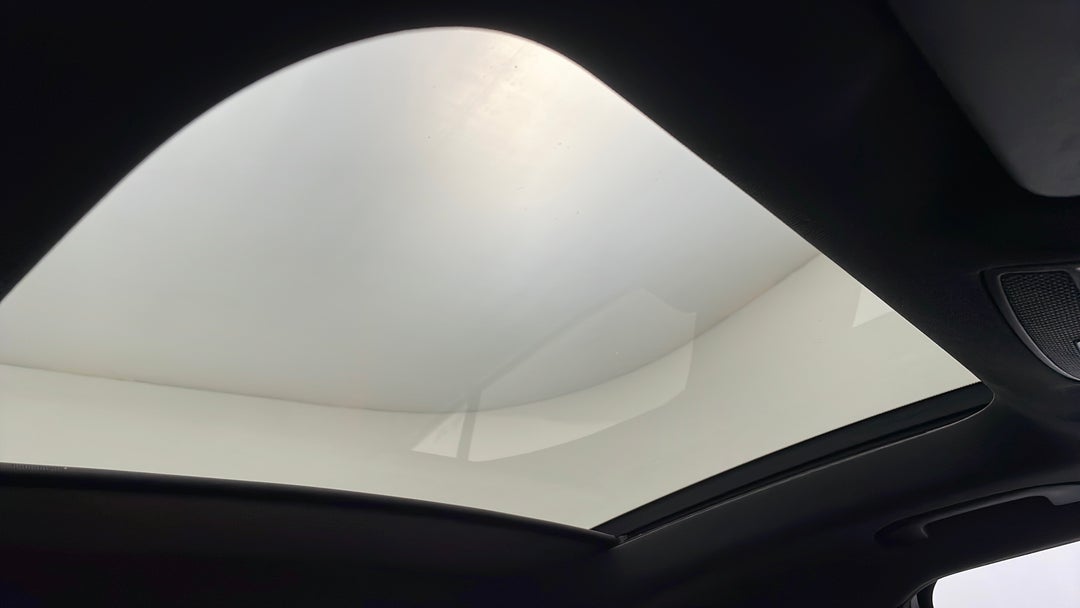 Interior Sunroof/Moonroof