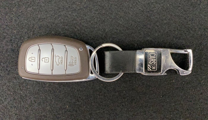2019 Hyundai VENUE SX PLUS 1.0 TURBO DCT, Petrol, Automatic, 57,826 km, Key Close Up