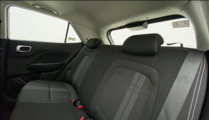 2019 Hyundai VENUE SX PLUS 1.0 TURBO DCT, Petrol, Automatic, 57,826 km, Right Side Rear Door Cabin