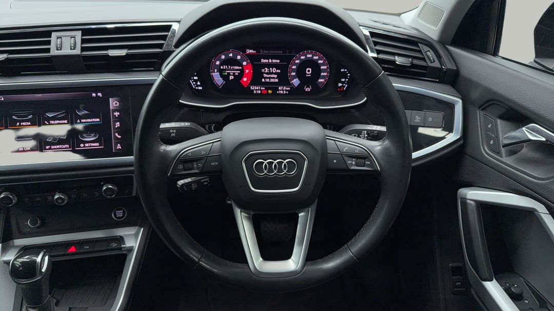 2021 Audi Q3 35 Tfsi, Automatic, 52341 km, Steering Wheel Close-up