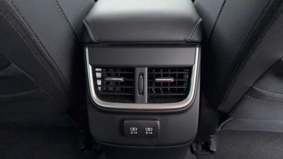 2022 Subaru Outback Awd, Automatic, 13079 km, Rear A/C Vent