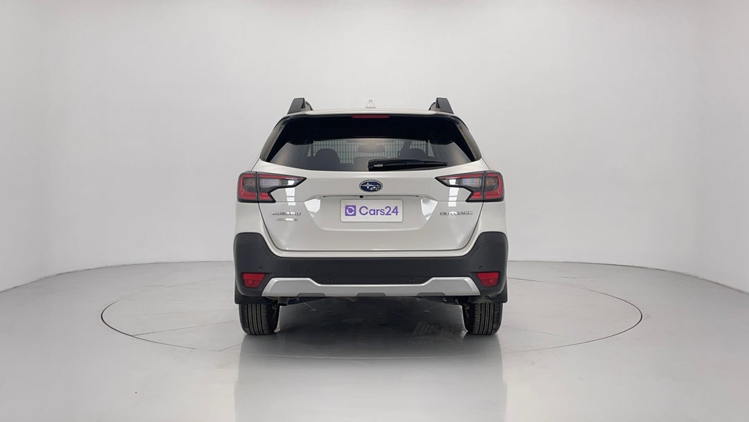 2022 Subaru Outback Awd, Automatic, 13079 km, Back/Rear View