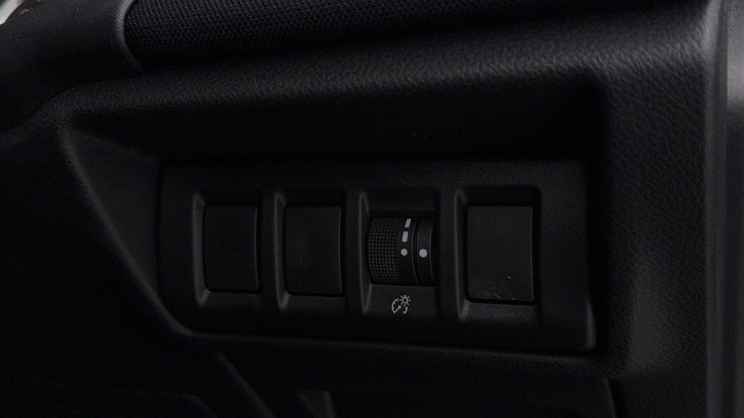 2022 Subaru Outback Awd, Automatic, 13079 km, Utility Switches/Buttons